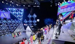 综艺吃瓜弹幕,揭秘明星幕后故事