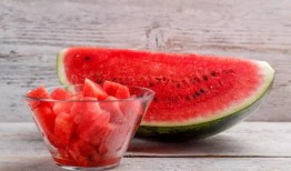 吃瓜小篓子,揭秘吃瓜小篓子的趣味生活